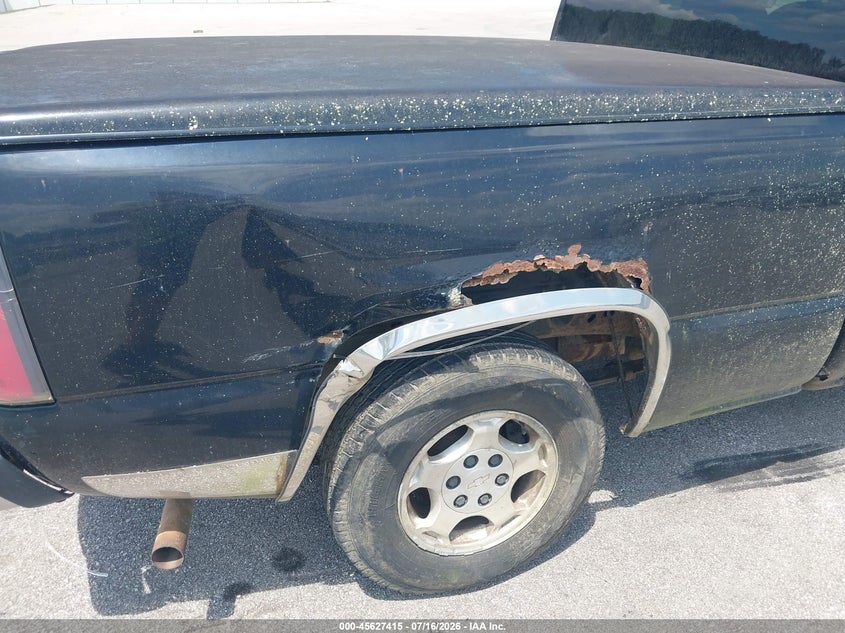 2004 CHEVROLET SILVERADO 1500 auction photo 6