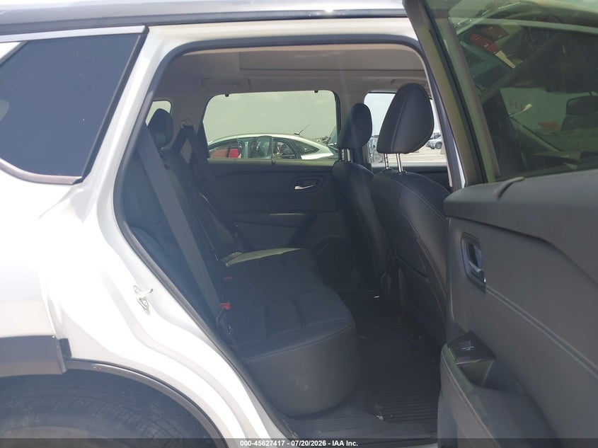 2024 NISSAN ROGUE auction photo 8