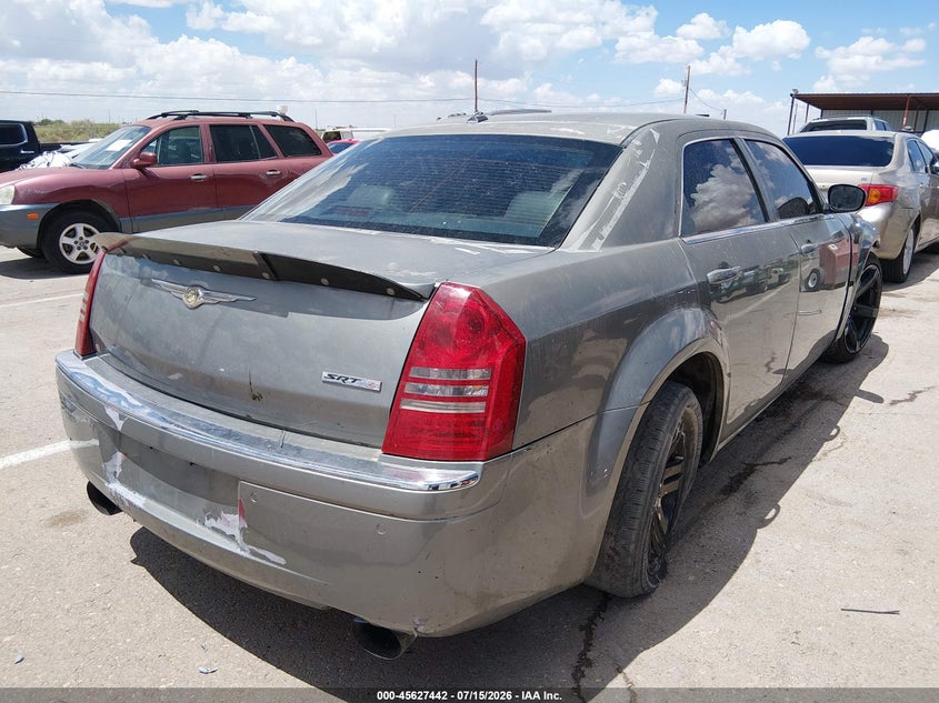 2006 CHRYSLER 300C auction photo 4