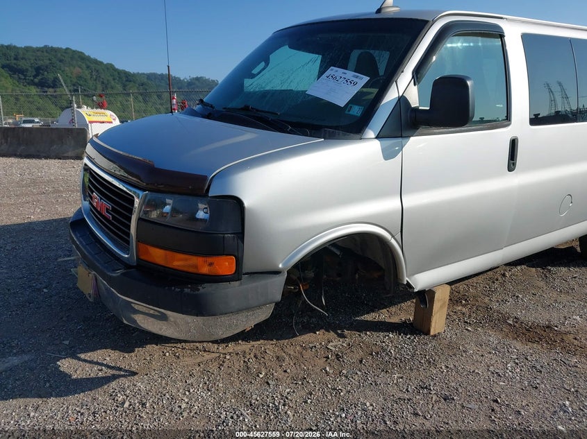 2017 GMC SAVANA 2500 auction photo 6
