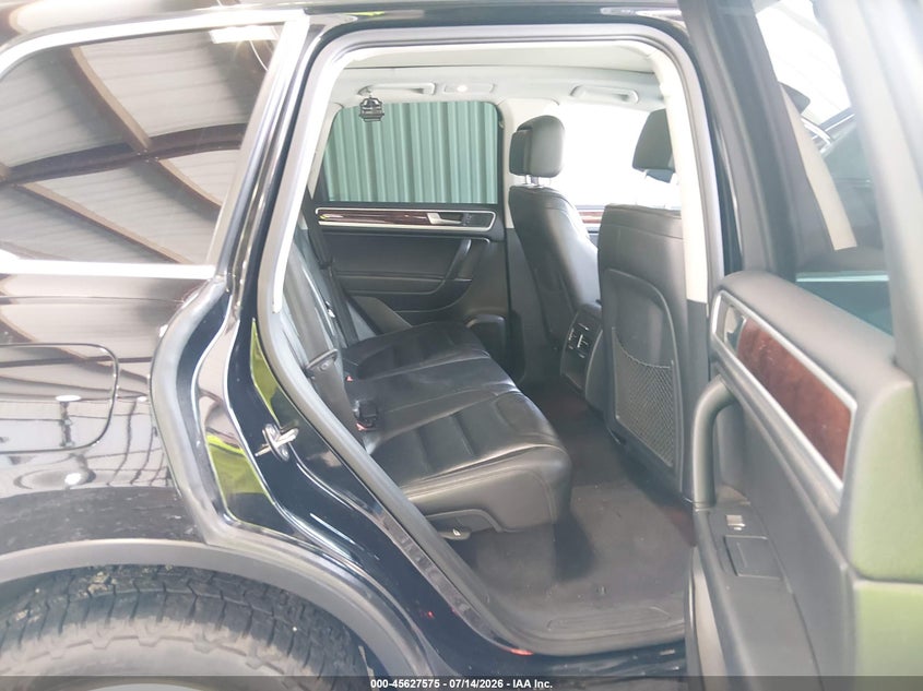 2012 Volkswagen Touareg Tdi Lux VIN: WVGEK9BP4CD012126 Lot: 45627575