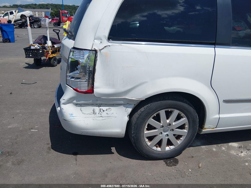 2013 Chrysler Town & Country Touring VIN: 2C4RC1BG2DR815147 Lot: 45627580