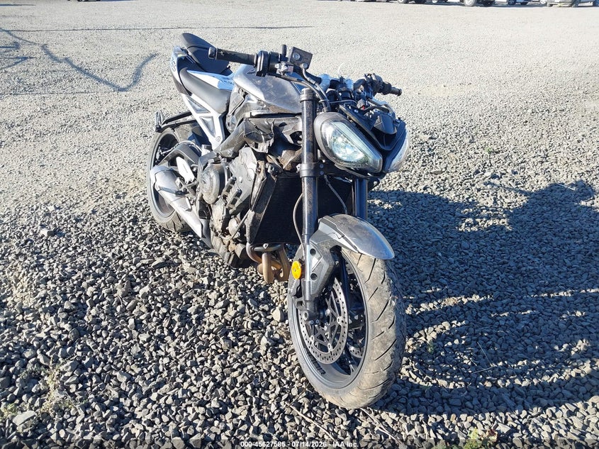 2024 Triumph Motorcycle Street Triple