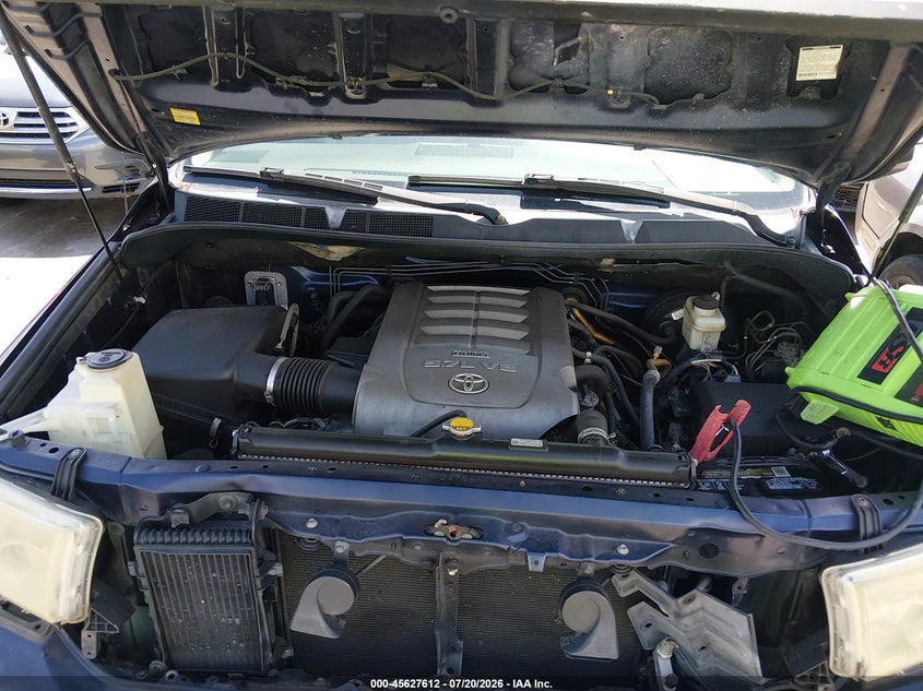 2008 Toyota Tundra Sr5 5.7L V8 VIN: 5TFRV54138X040259 Lot: 45627612