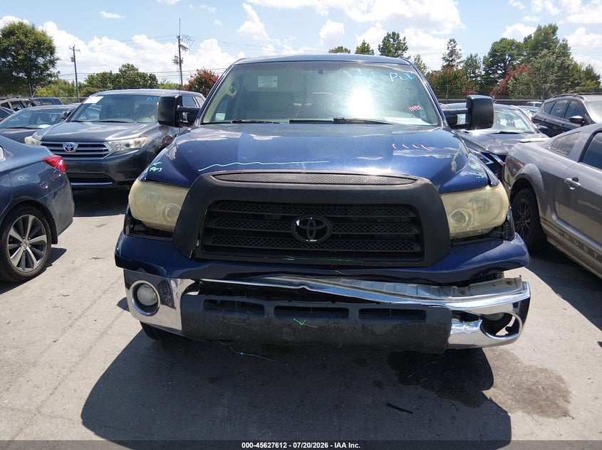 2008 Toyota Tundra Sr5 5.7L V8 VIN: 5TFRV54138X040259 Lot: 45627612