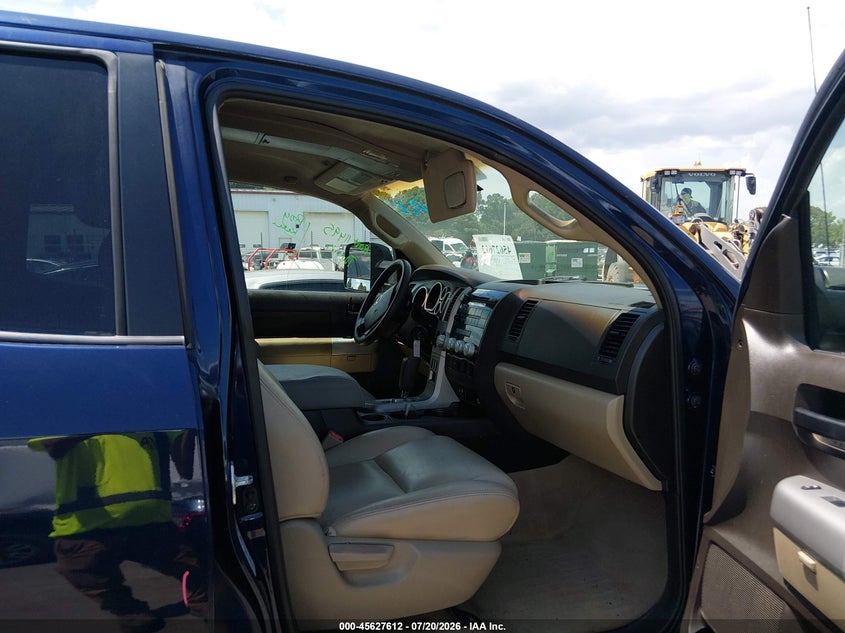 2008 Toyota Tundra Sr5 5.7L V8 VIN: 5TFRV54138X040259 Lot: 45627612