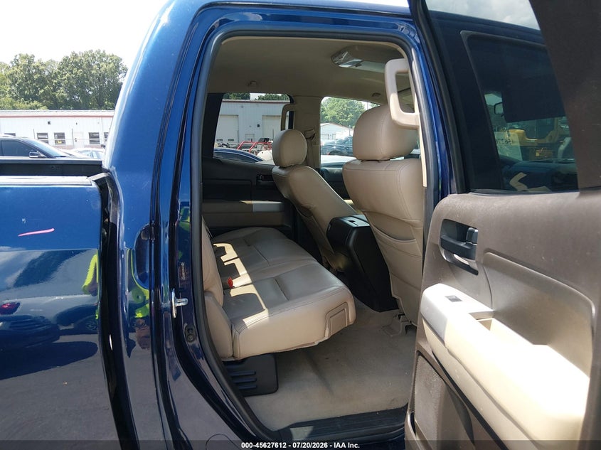 2008 Toyota Tundra Sr5 5.7L V8 VIN: 5TFRV54138X040259 Lot: 45627612