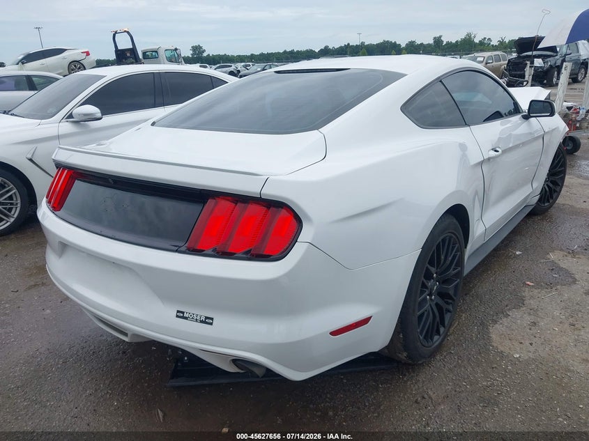 FORD MUSTANG - zdjęcie 4