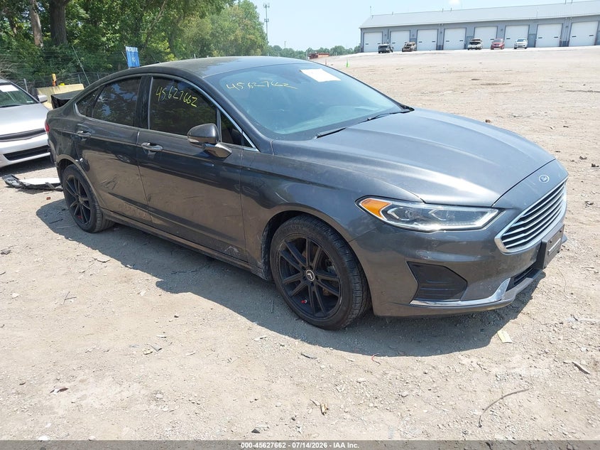 2019 FORD FUSION auction photo 1