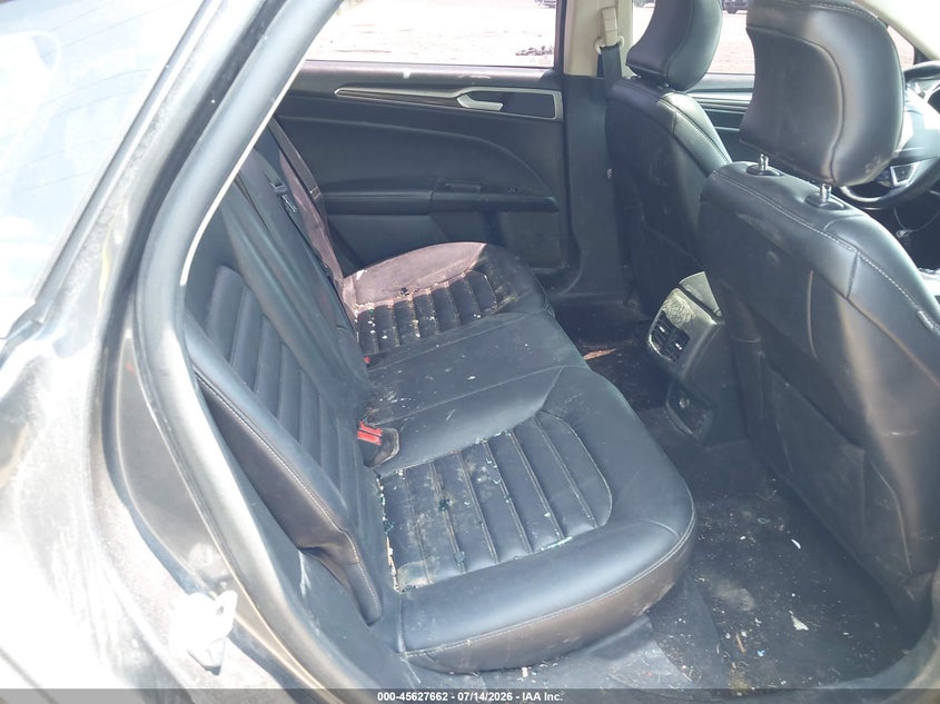 2019 FORD FUSION auction photo 8