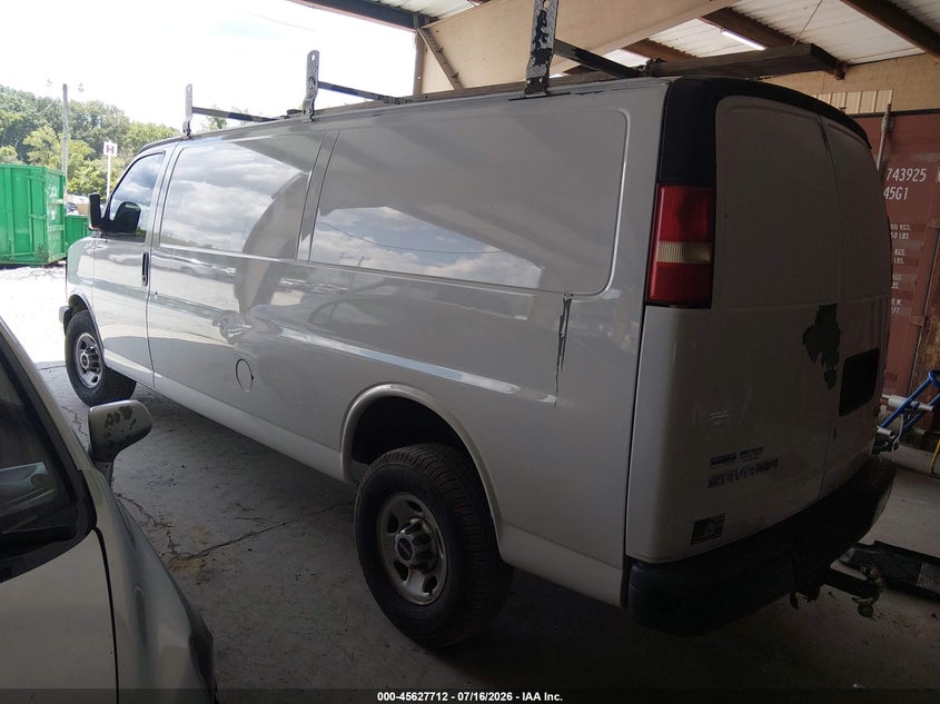 2010 GMC SAVANA 2500 auction photo 3