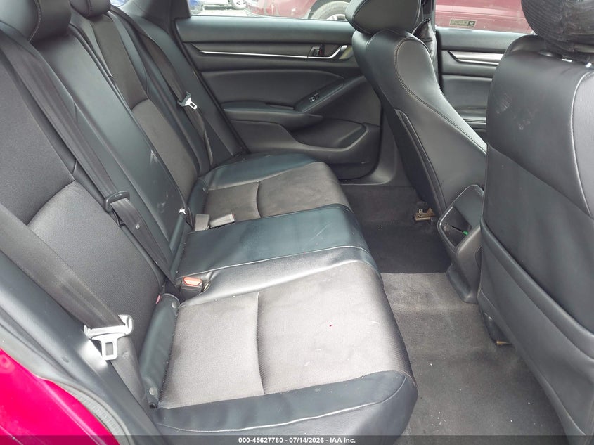 2018 HONDA ACCORD auction photo 8