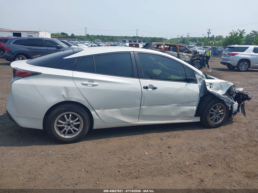2018 Toyota Prius Four VIN: JTDKARFU4J3057483 Lot: 45627821