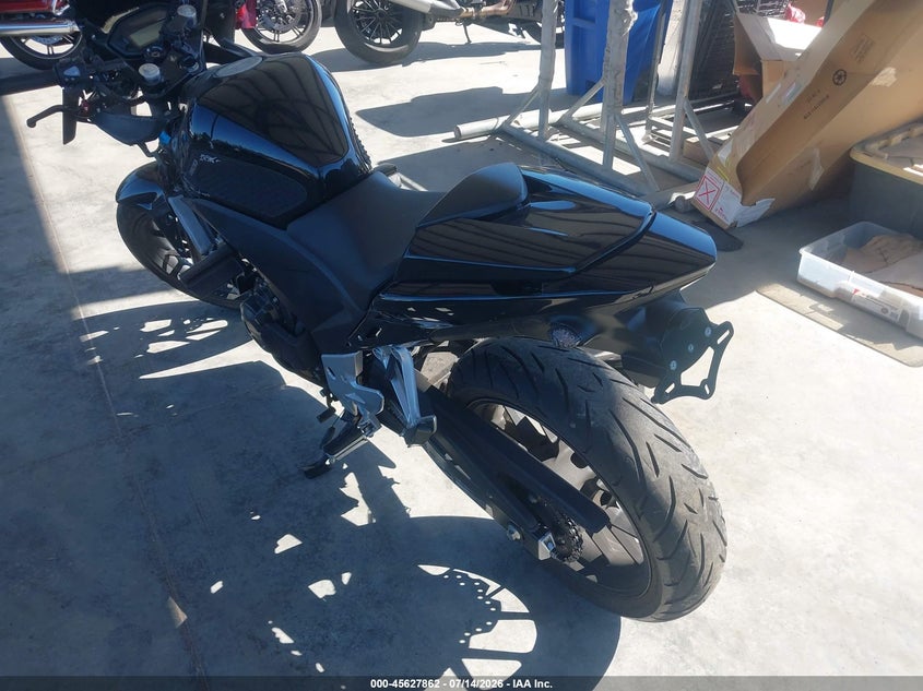 2015 HONDA CBR500 auction photo 3