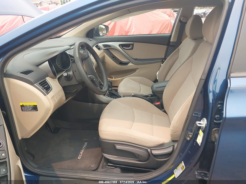 2015 HYUNDAI ELANTRA auction photo 5