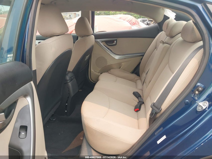2015 HYUNDAI ELANTRA auction photo 8