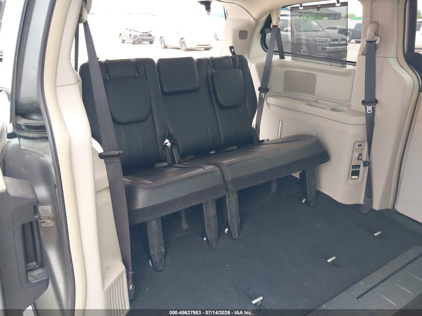 2015 Chrysler Town & Country Touring VIN: 2C4RC1BG5FR662038 Lot: 45627983