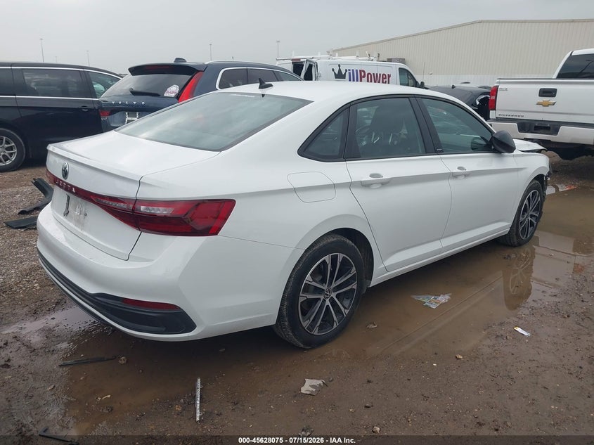 2025 VOLKSWAGEN JETTA auction photo 4