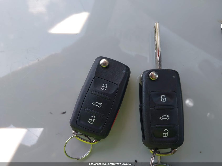 2013 Volkswagen Gti 4-Door VIN: WVWGV7AJ5DW093441 Lot: 45628114