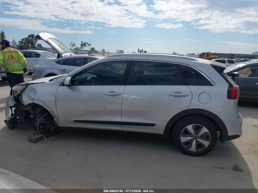 2018 Kia Niro Ex VIN: KNDCE3LC4J5126081 Lot: 45628145