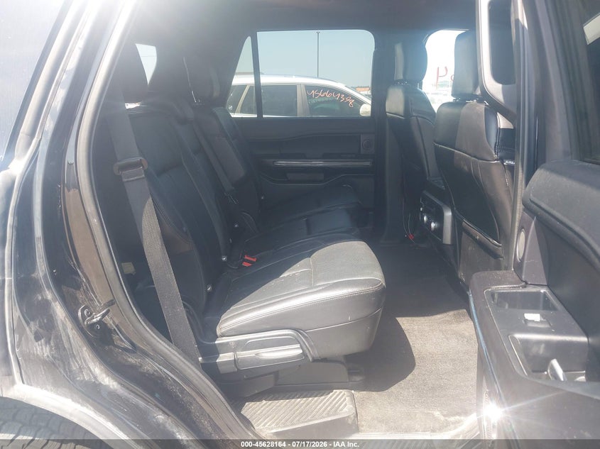 2018 Ford Expedition Xlt VIN: 1FMJU1JT8JEA41080 Lot: 45628164