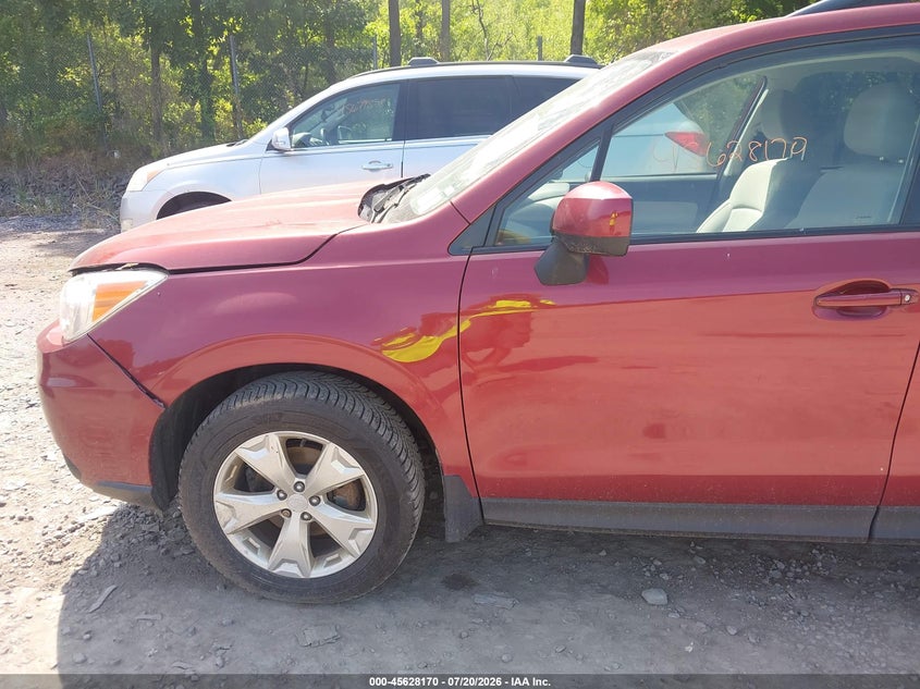 2016 SUBARU FORESTER auction photo 6