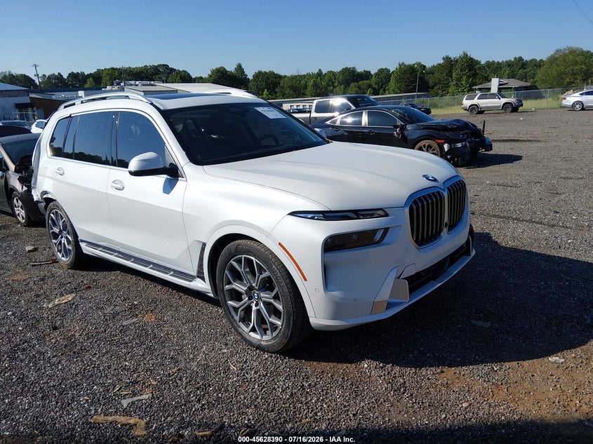 2024 BMW X7 auction photo 1