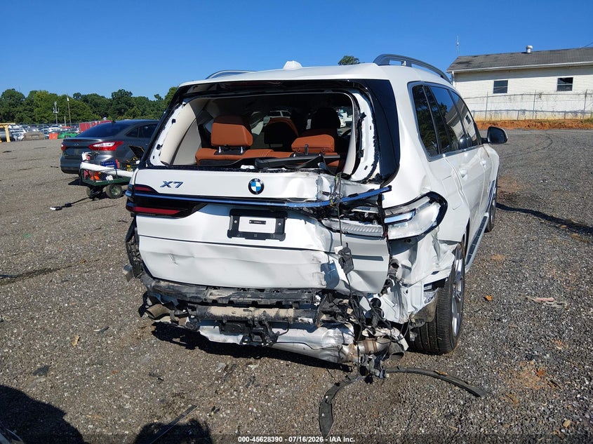 2024 BMW X7 auction photo 6