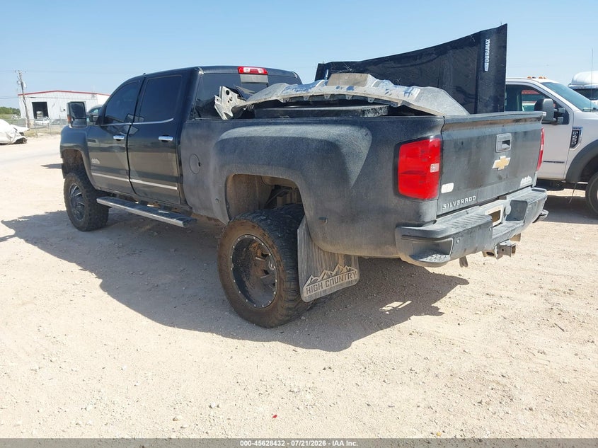 2017 CHEVROLET SILVERADO 3500HD auction photo 3