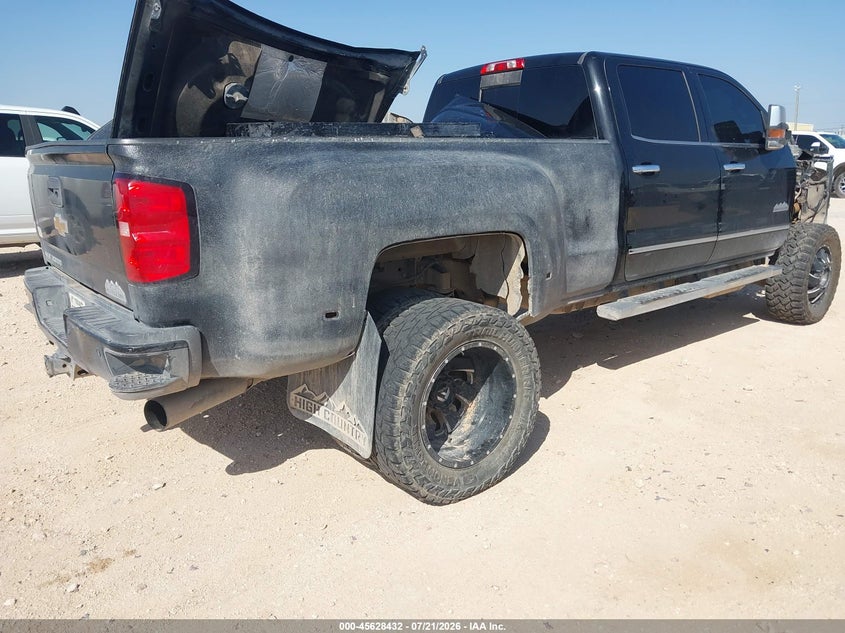 2017 CHEVROLET SILVERADO 3500HD auction photo 4