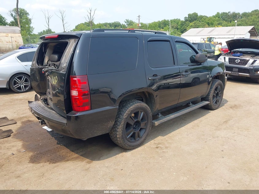 2010 CHEVROLET TAHOE auction photo 4