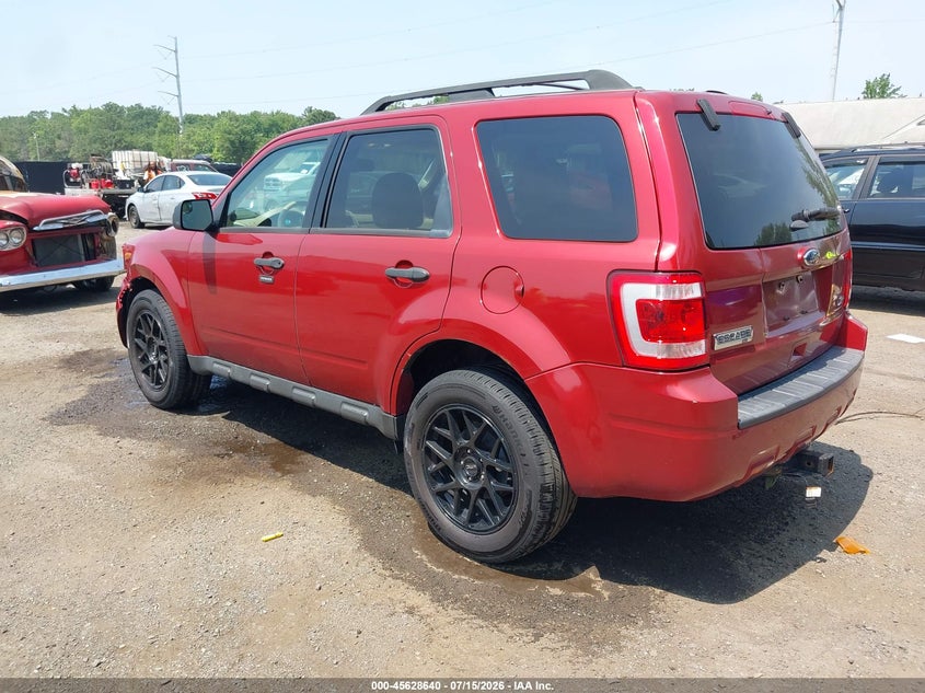 Vin: 1fmcu9dg0cka33193, lot: 46127106, ford escape xlt 20123