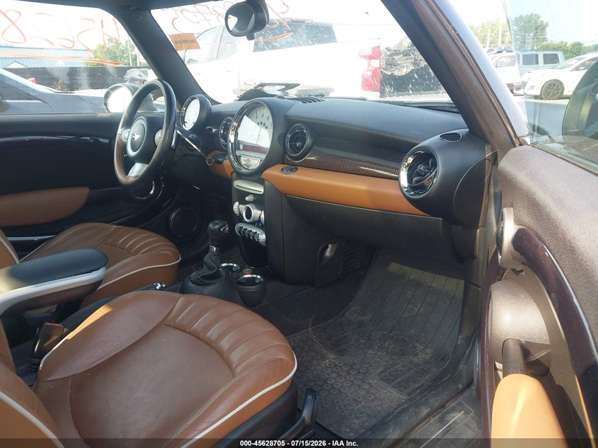 2010 MINI COOPER S auction photo 5