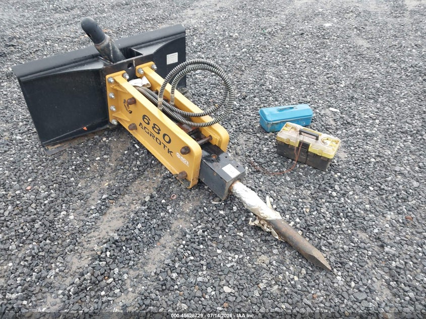 2022 AGROTK SSHH680 HYDRAULIC CONCRETE BREAKER auction photo 8