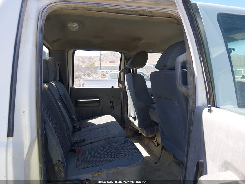 2012 FORD SUPER DUTY F-250 SRW auction photo 8