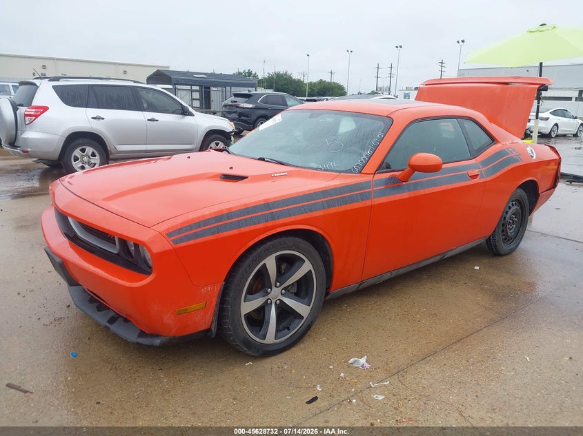 Vin: 2c3cdybt7dh733496, lot: 46127198, dodge challenger r/t classic 20132