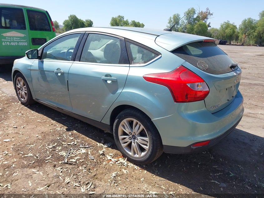 Vin: 1fahp3m2xcl438867, lot: 46127207, ford focus sel 20123