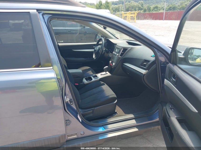 2013 SUBARU OUTBACK auction photo 5