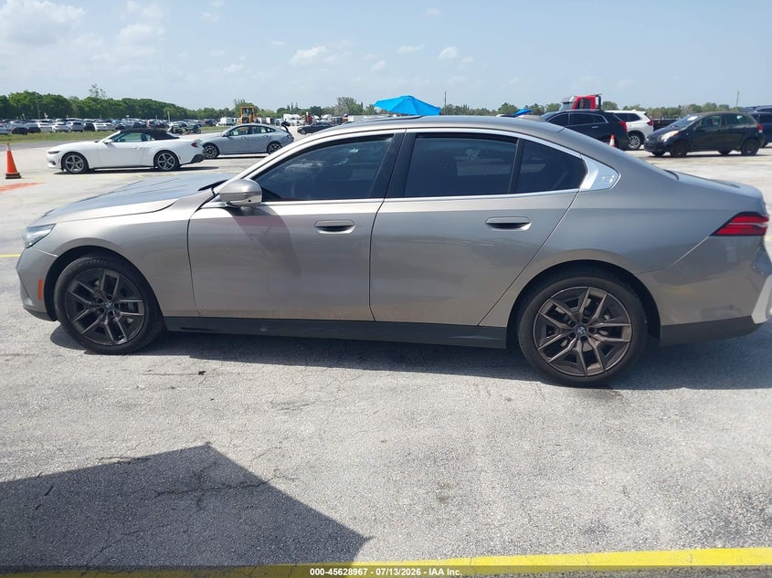 2026 BMW 530I xDrive VIN: WBA53FJ02TCV74372 Lot: 45628967