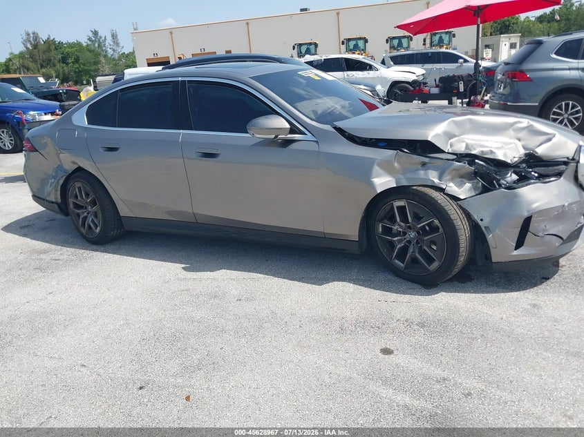 2026 BMW 530I xDrive VIN: WBA53FJ02TCV74372 Lot: 45628967