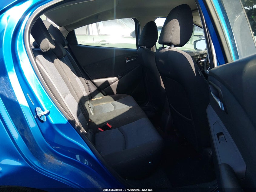 2016 SCION IA auction photo 8