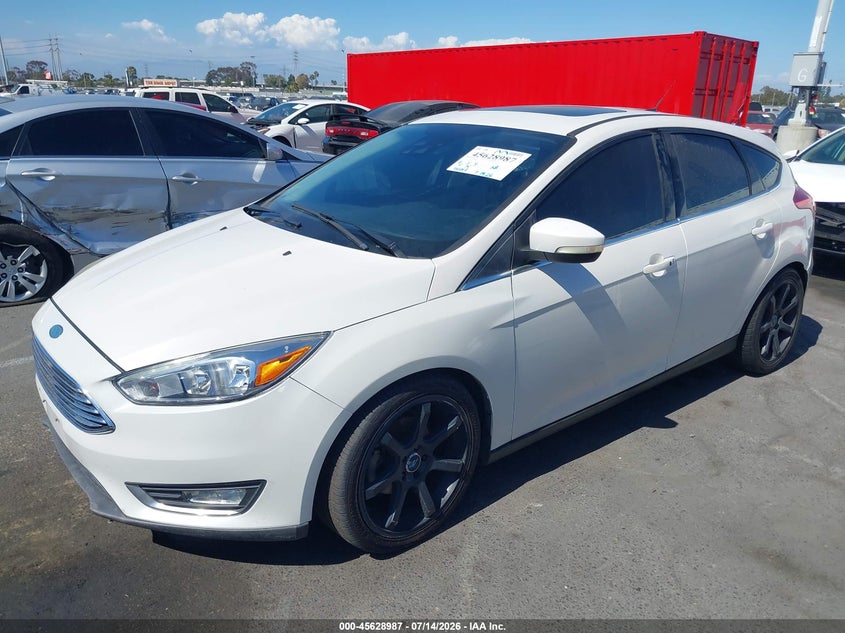 2015 Ford Focus Titanium 1FADP3N24FL221378 photo 1