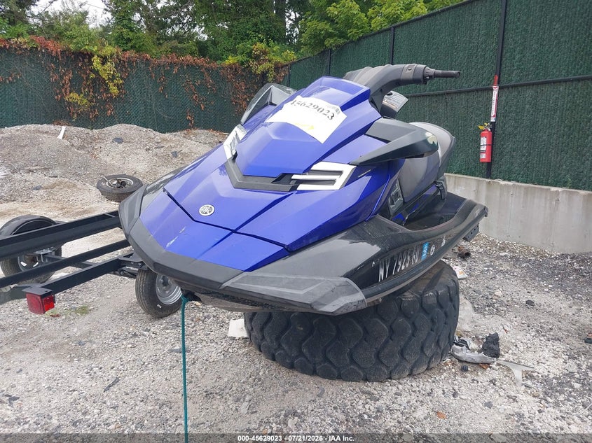 2014 YAMAHA FX-CRUISER SHO auction photo 2