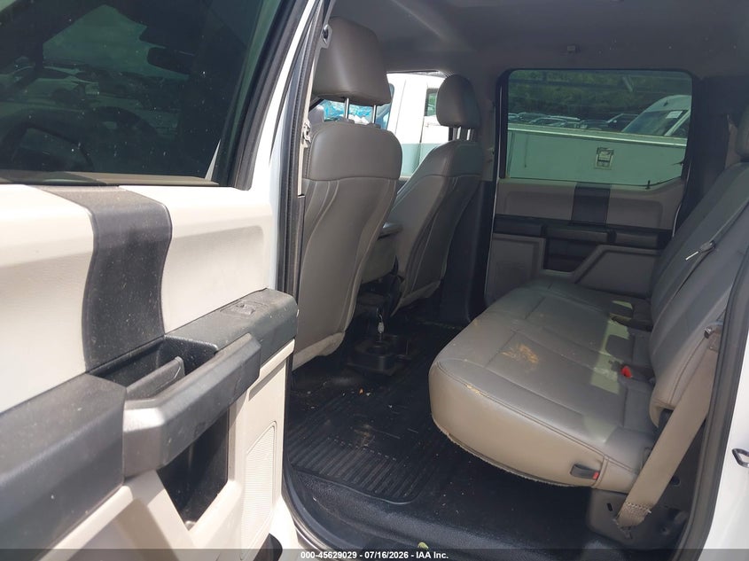 2019 FORD F-350 CHASSIS auction photo 7