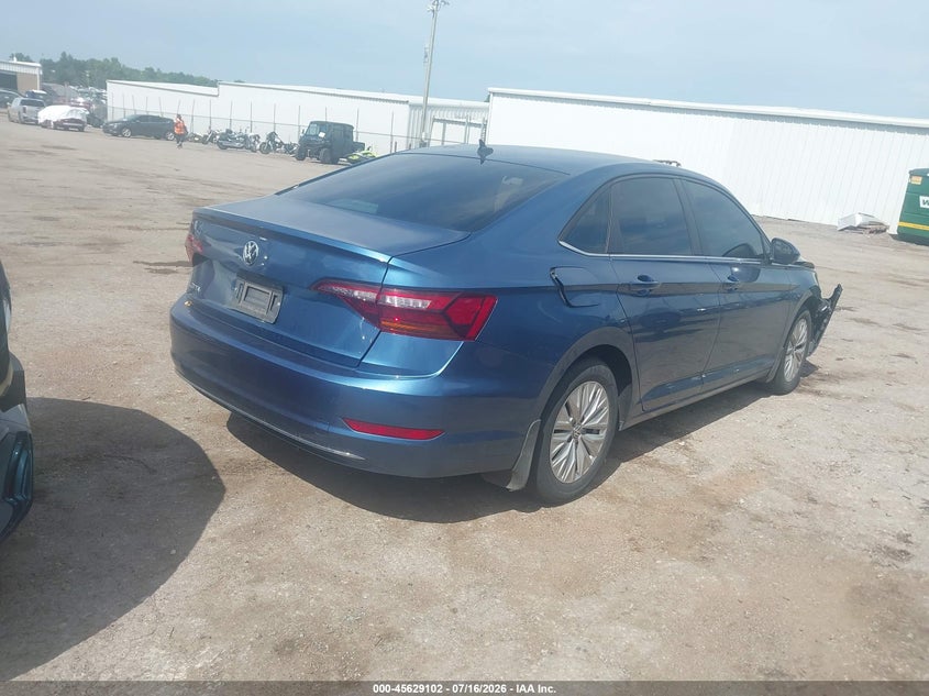 2019 VOLKSWAGEN JETTA auction photo 4
