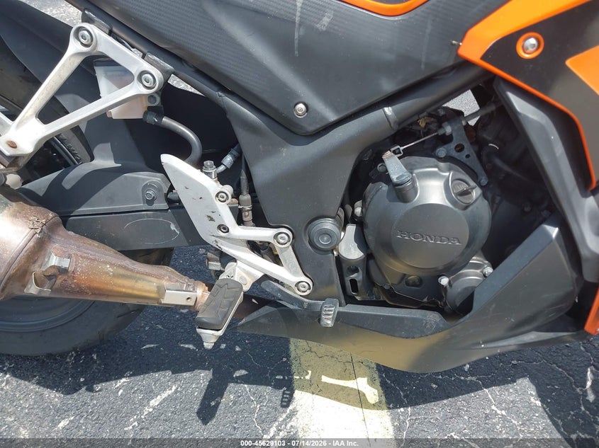 2016 Honda Cbr300 R VIN: MLHNC5101G5200467 Lot: 45629103