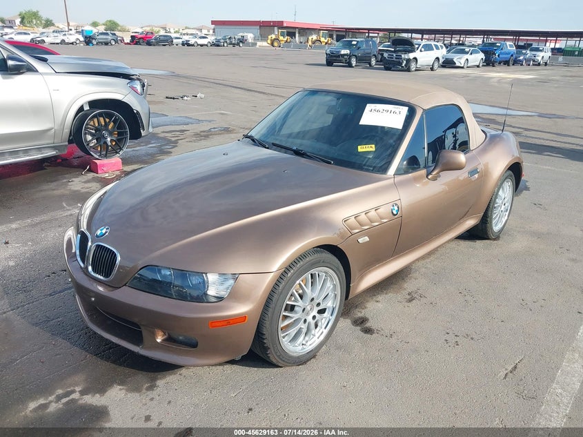 2001 BMW Z3, Right Side, IAAI, VIN WBACN53481LL47633 — photo 2