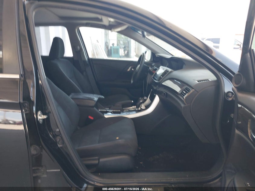 2016 HONDA ACCORD auction photo 5