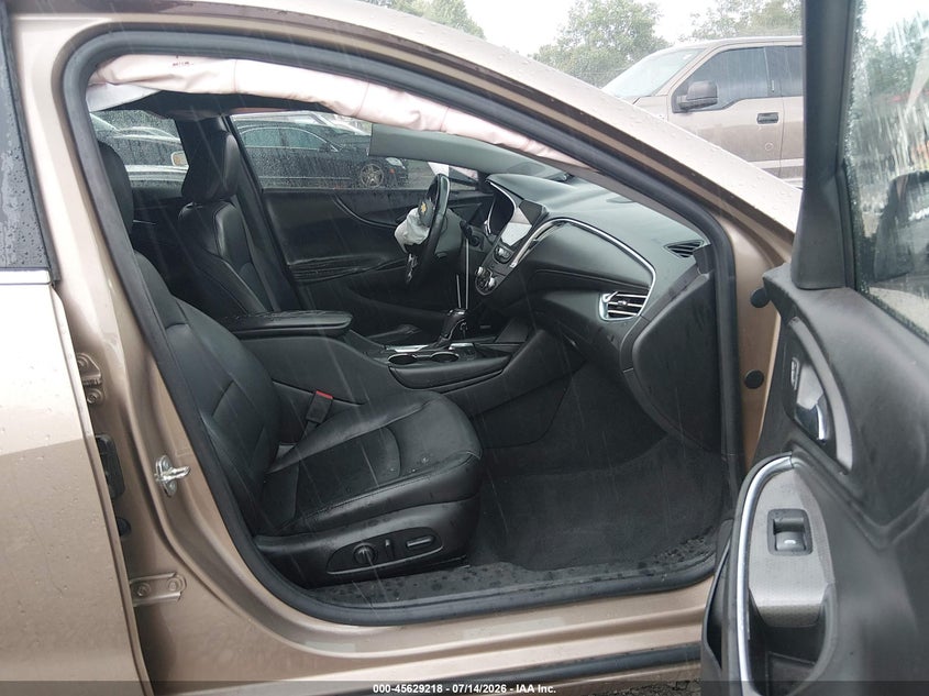 2018 CHEVROLET MALIBU auction photo 5