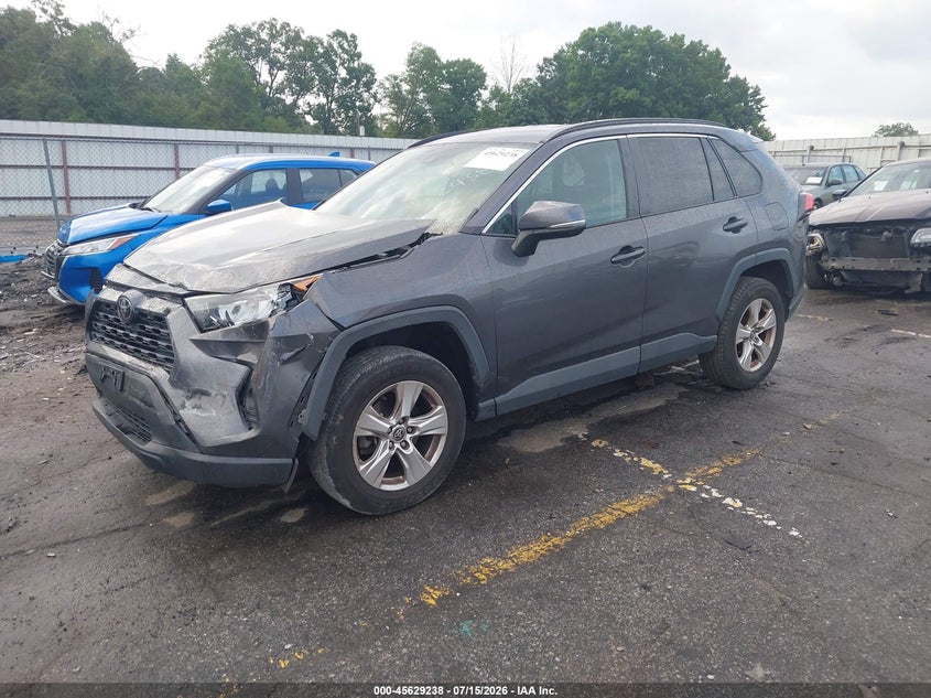 2021 TOYOTA RAV4 auction photo 2